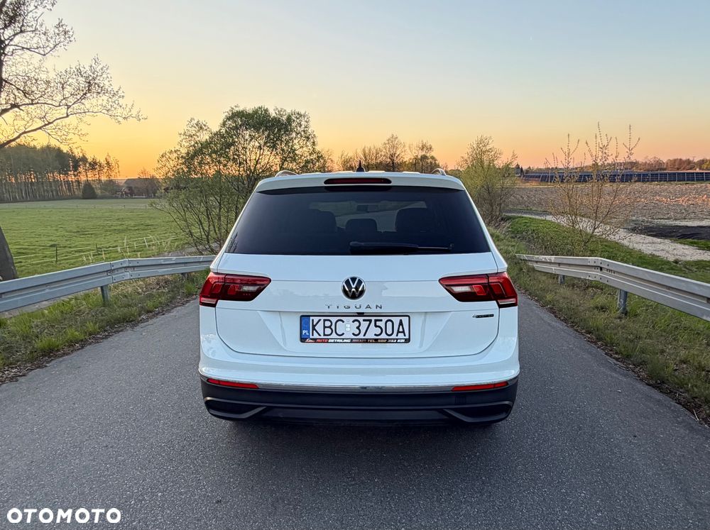Volkswagen Tiguan - 8