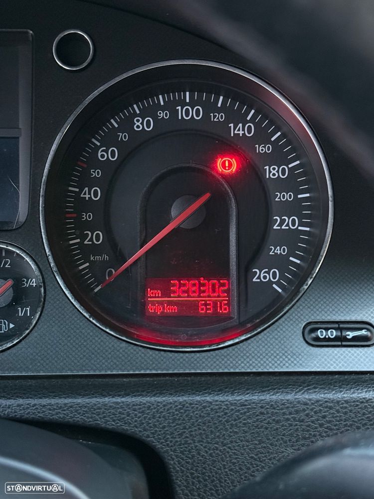 VW Passat Variant 1.9 TDi Individual - 7