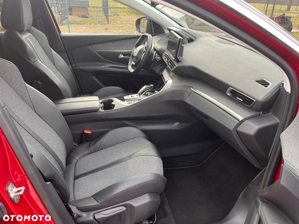 Peugeot 3008 225 e-EAT8 Allure - 17