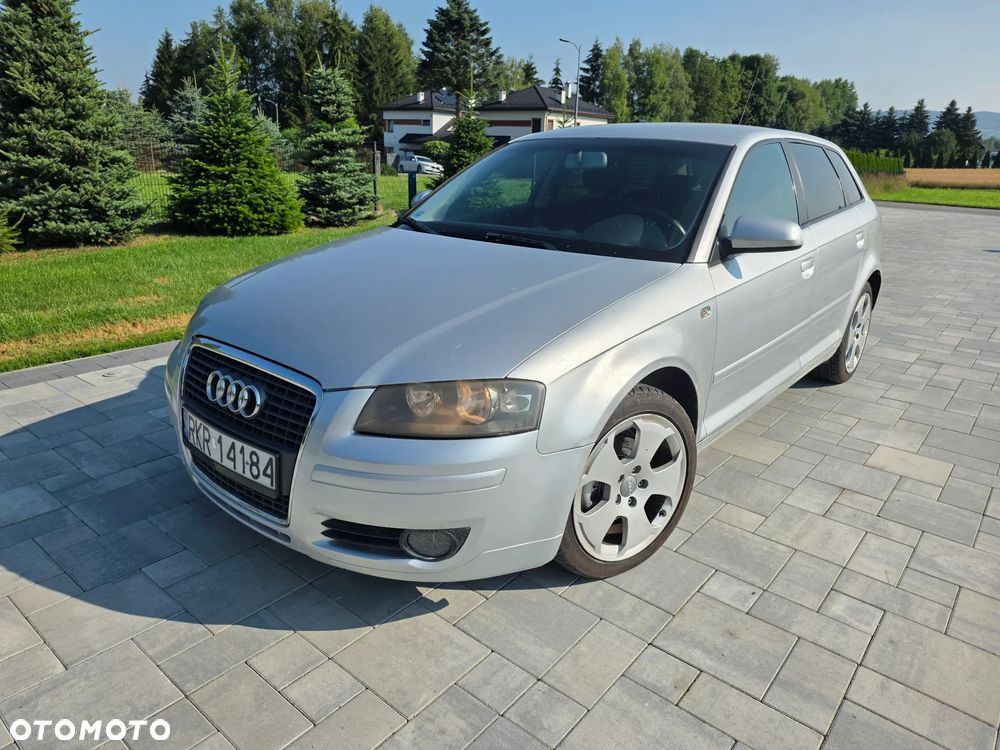 Audi A3 Sportback 2.0 TDI DPF Ambition - 1