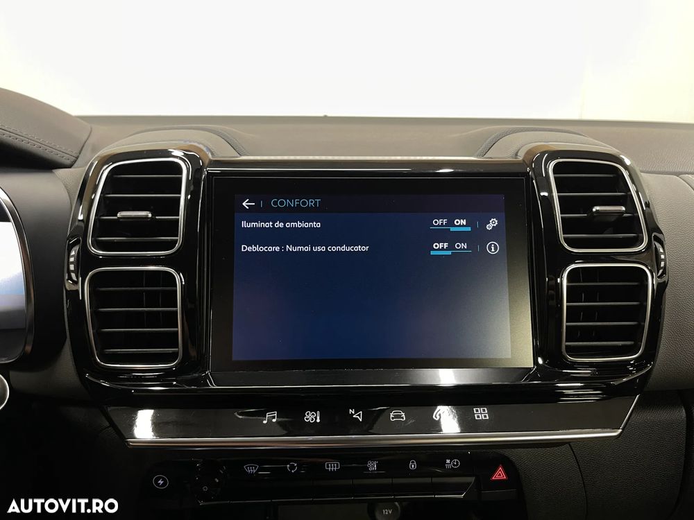 Citroën C5 Aircross 1.6 PHEV FWD 225 EAT8 Shine - 20