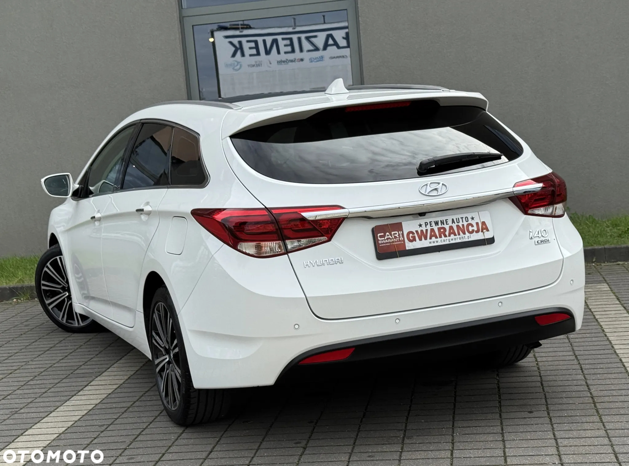 Hyundai i40 Kombi 1.7 CRDi DCT Premium - 10