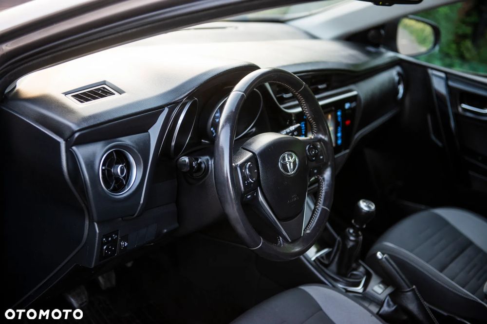 Toyota Auris 1.2 Turbo Comfort - 18
