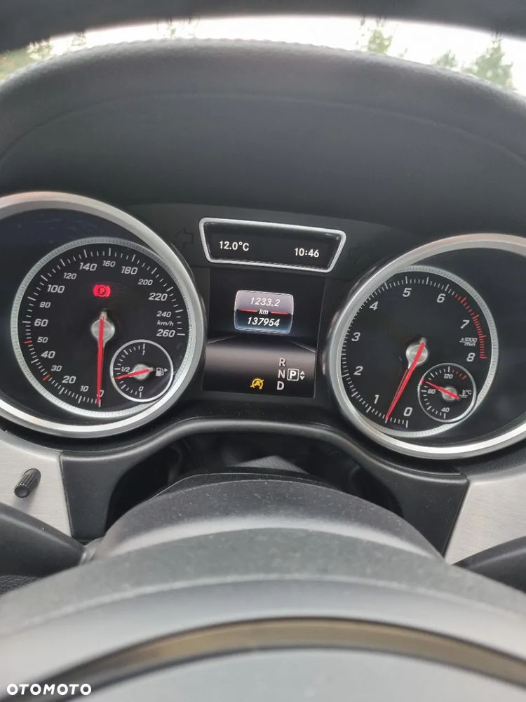 Mercedes-Benz GLE 500 4-Matic 7G-TRONIC - 16