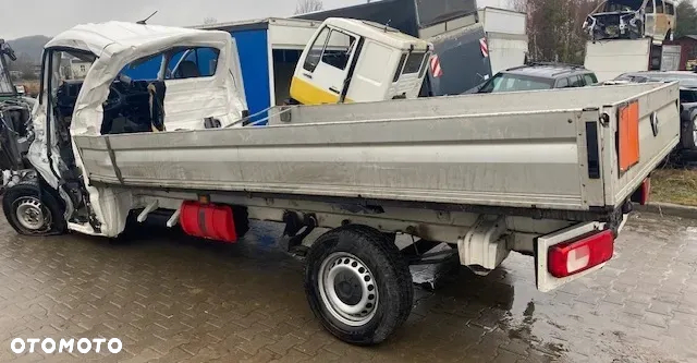 Volkswagen CRAFTER - 2