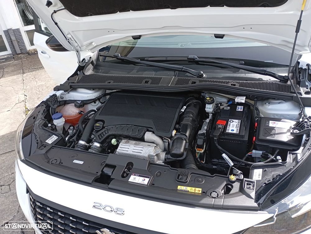 Peugeot 208 PureTech 100 EAT8 Active Pack - 16