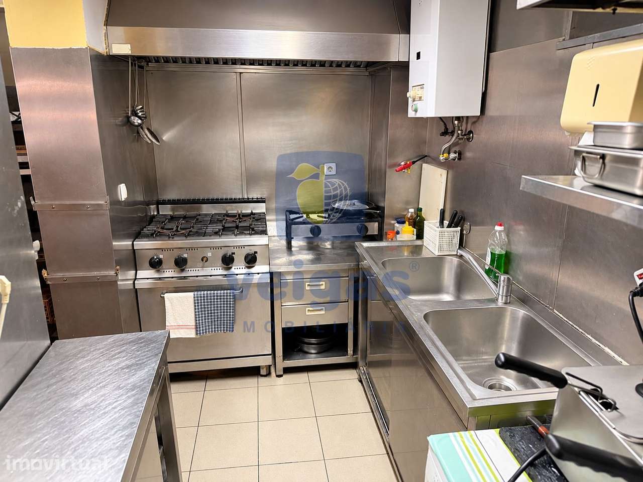 Trespasse de Cafetaria/Restaurante com Esplanada – Roma, Lisboa - Grande imagem: 5/8