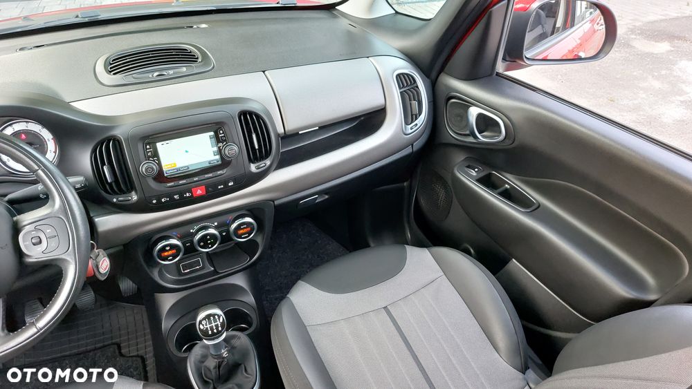 Fiat 500L Living 1.4 T-Jet 16V Lounge - 16