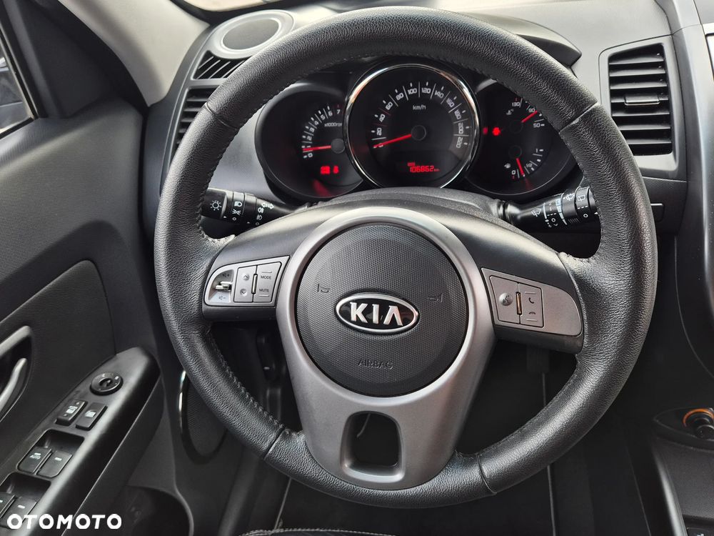 Kia Soul 1.6 CVVT Black Collection - 28