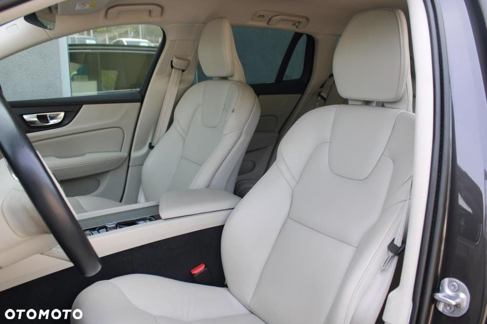 Volvo V60 - 10