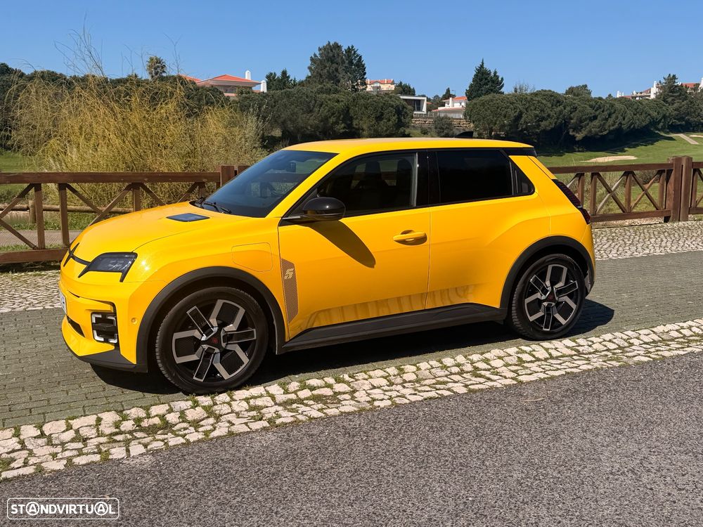 Renault 5 E-Tech R Techno 120 Urban Range