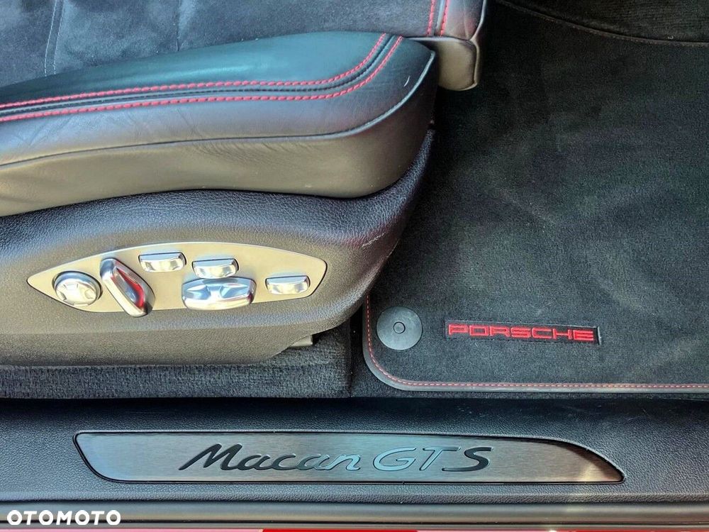 Porsche Macan GTS - 17
