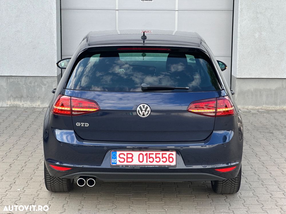 Volkswagen Golf 2.0 TDI GTD - 14