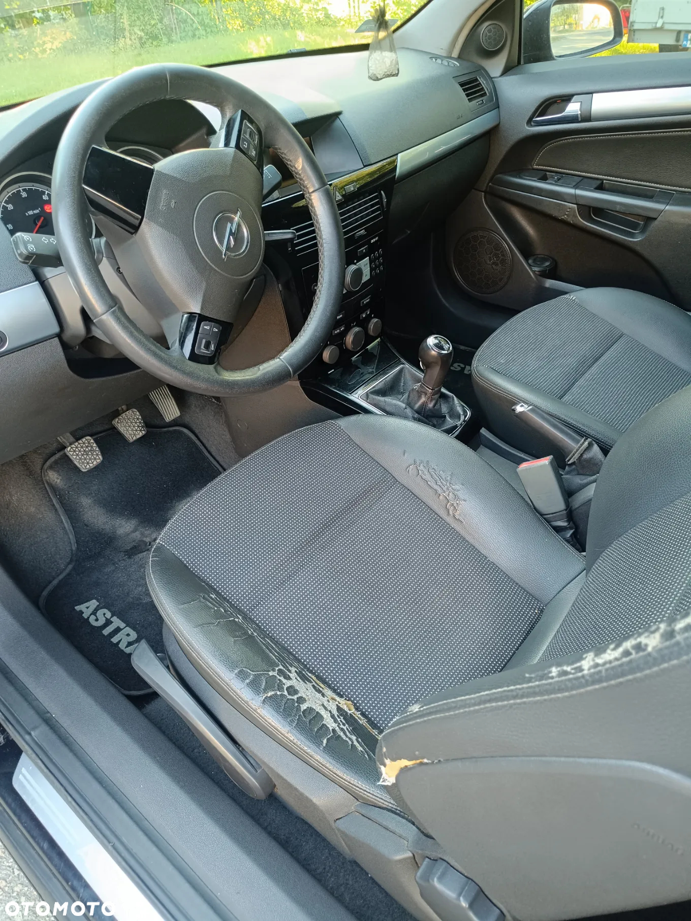 Opel Astra III GTC 1.7 CDTI Edition - 7