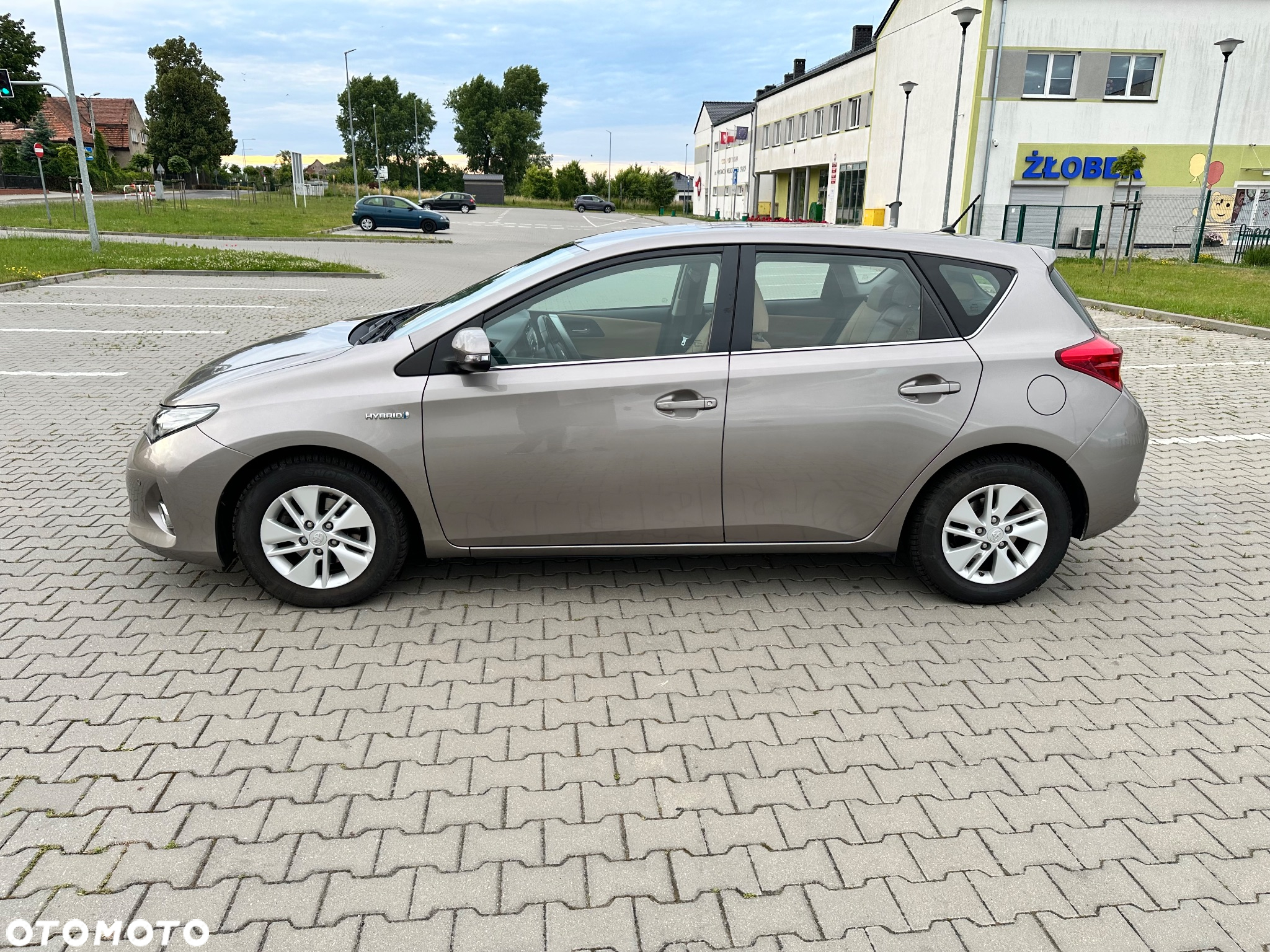 Toyota Auris Hybrid 135 Prestige - 7