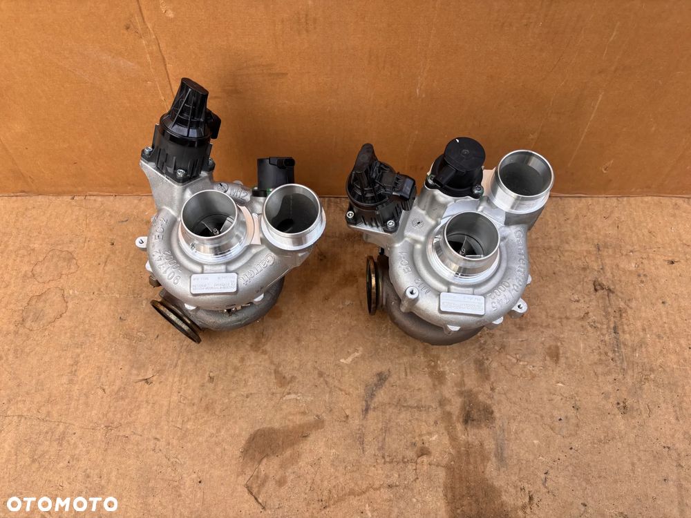 Turbosprężarka Turbina Turbo BMW M550 M850 X5 G05 X6 G06 X7 G07 F95 F96 Lewa Prawa Benzyna 4.4 G70 11658747744 8747744 8747743 11658747743 - 4