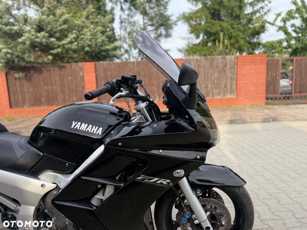 Yamaha FJR - 7