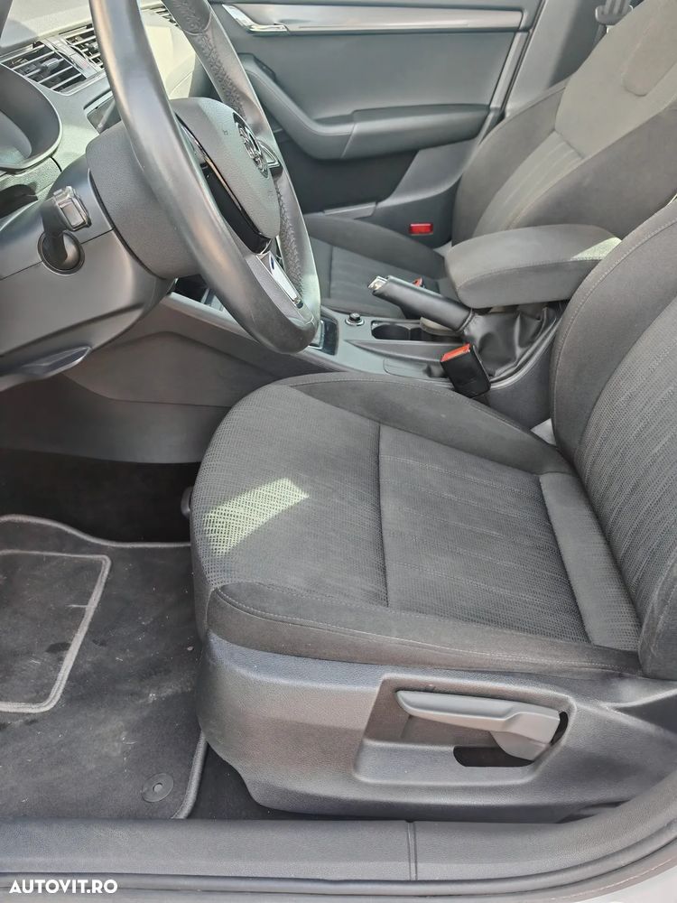 Skoda Octavia 2.0 TDI STYLE - 11