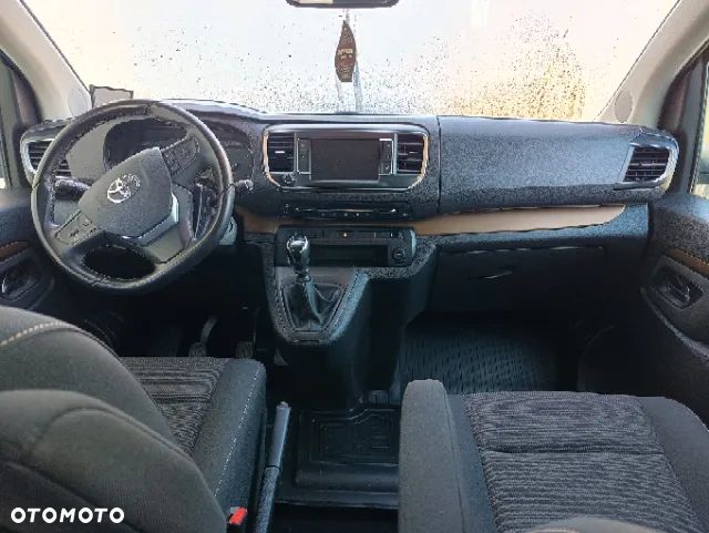 Toyota Proace Verso 2.0 D4-D Medium Family - 9