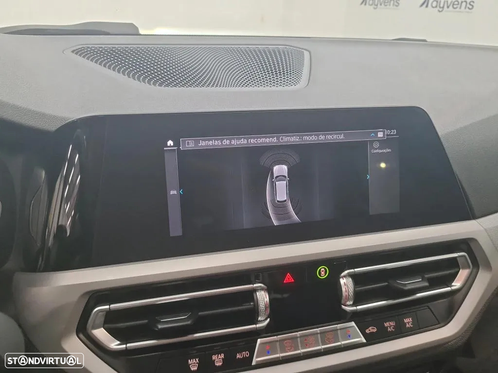 BMW 330 e Touring Corporate Edition Auto - 8
