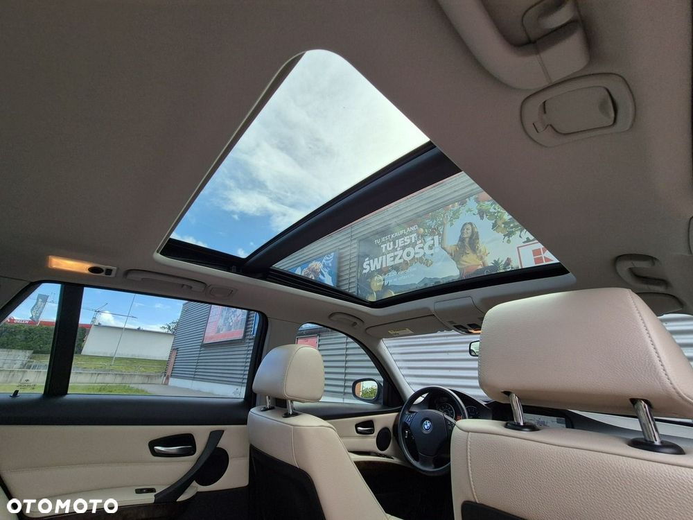 BMW Seria 3 - 18