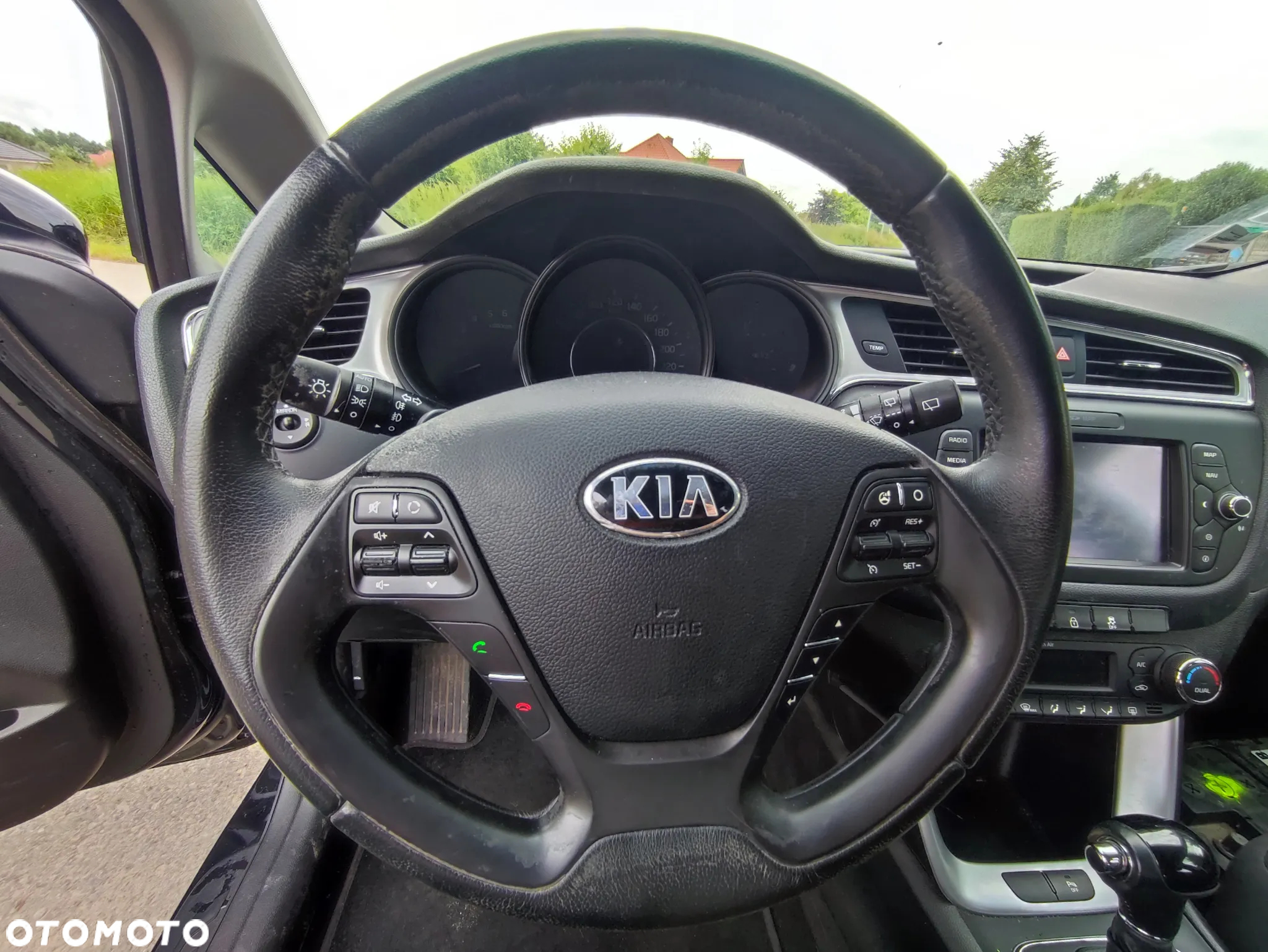 Kia Ceed 1.6 CRDi 136 DCT ISG Platinum Edition - 16