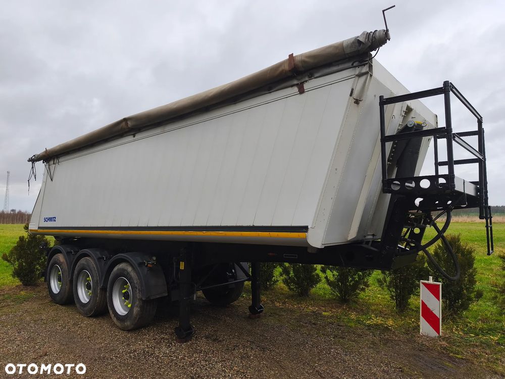 Schmitz Cargobull SKI 24 - 1