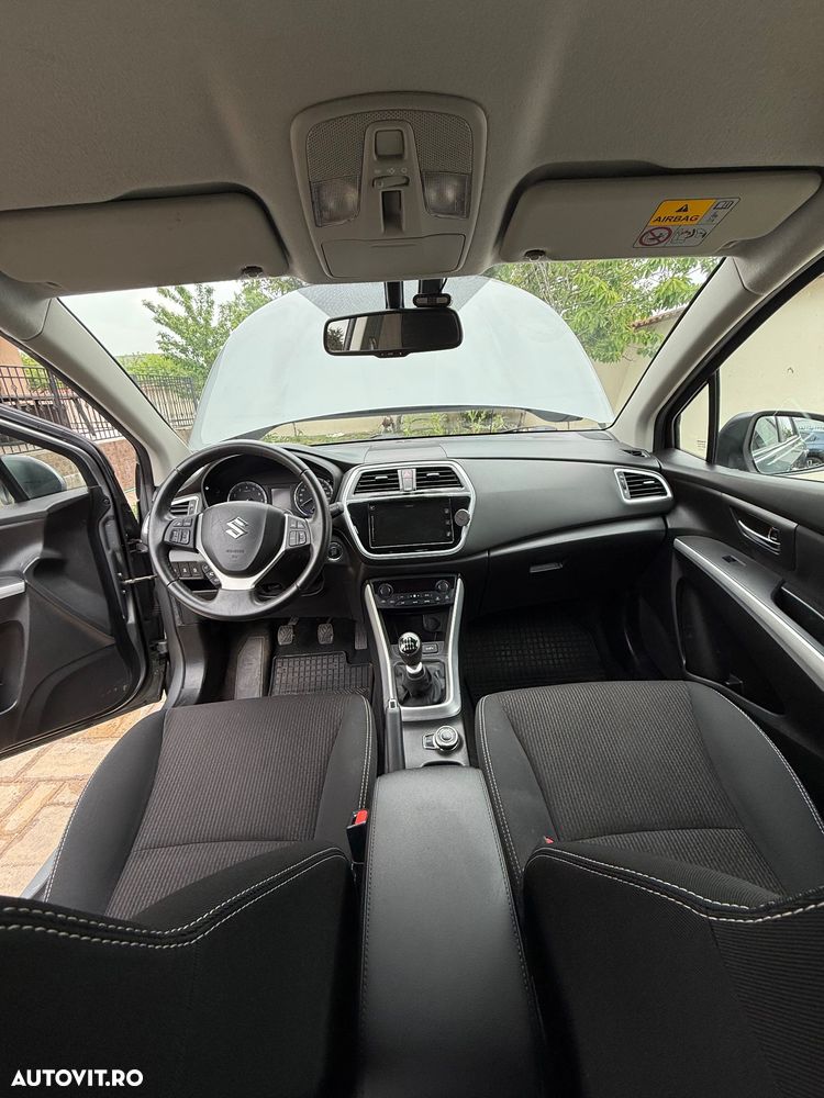 Suzuki SX4 - 10