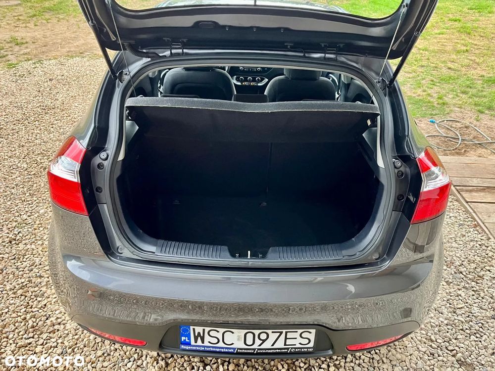 Kia Rio 1.2 Attract - 16