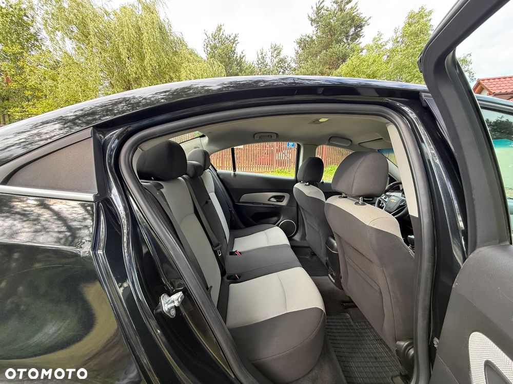 Chevrolet Cruze 2.0 VDCi LS+ - 30