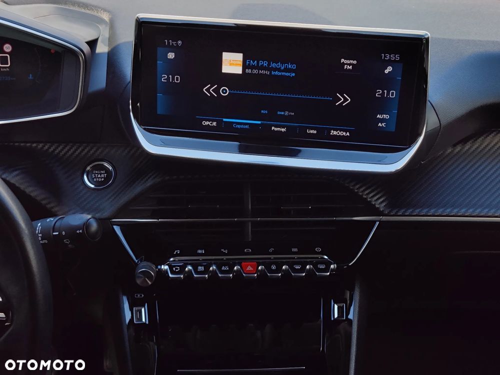 Peugeot 2008 PureTech 100 Business - 11