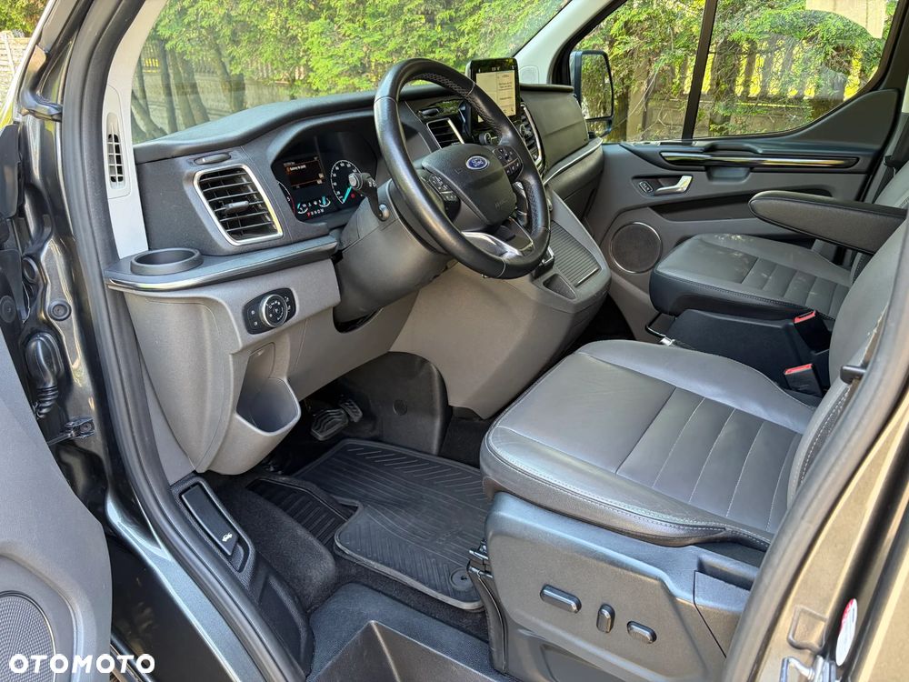 Ford Tourneo Custom 2.0 TDCi L1 Titanium SelectShift - 11
