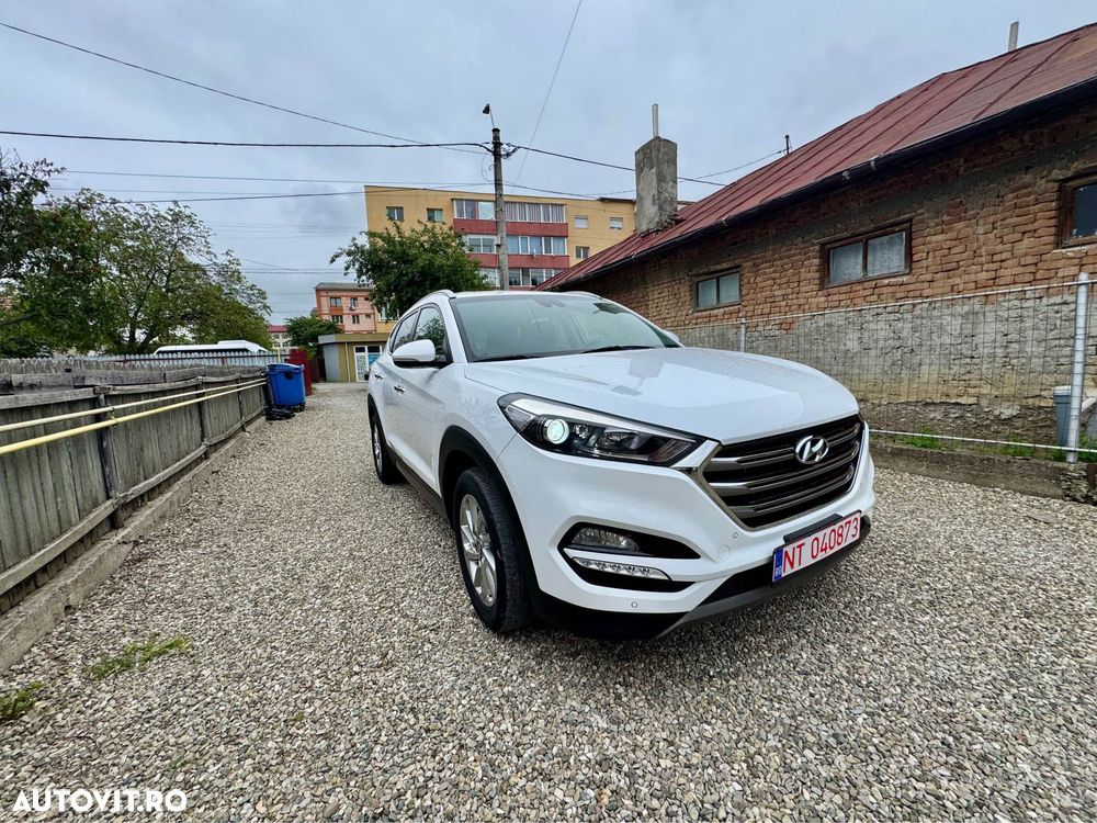 Hyundai Tucson blue 1.7 CRDi 2WD Passion - 10