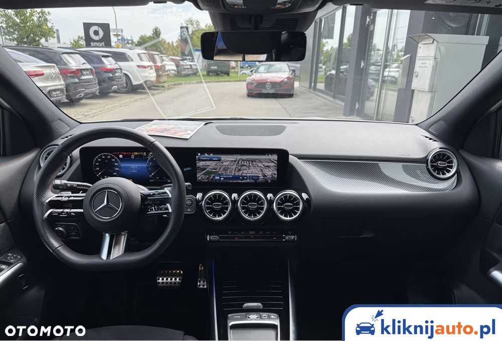 Mercedes-Benz GLA 200 AMG Line - 4