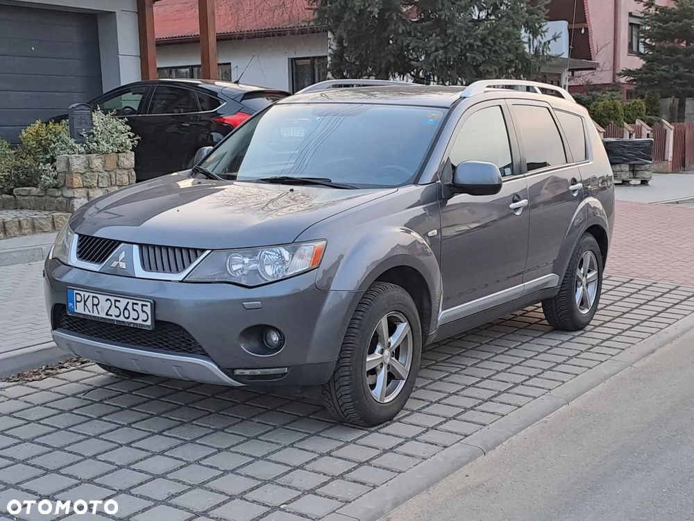 Mitsubishi Outlander 2.2 DID Intense + - 27