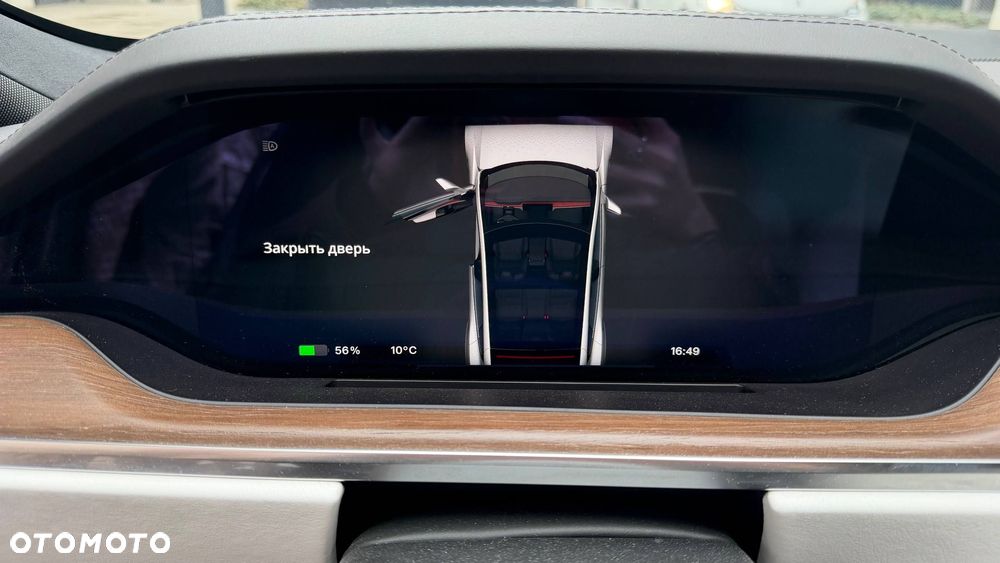 Tesla Model S Long Range - 18