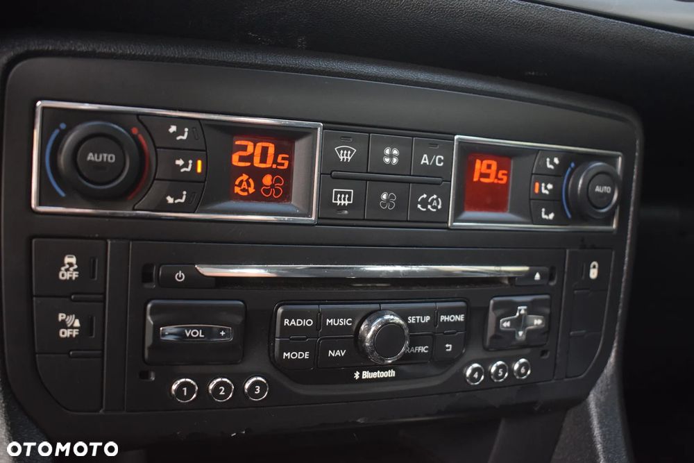 Citroën C5 2.0 HDi Exclusive - 24