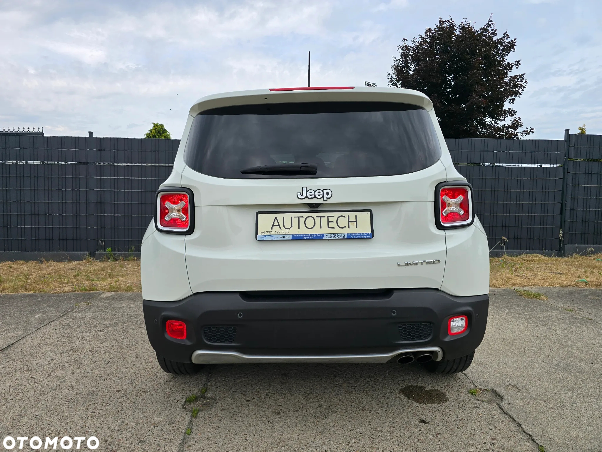 Jeep Renegade 1.4 MultiAir Limited FWD S&S - 26