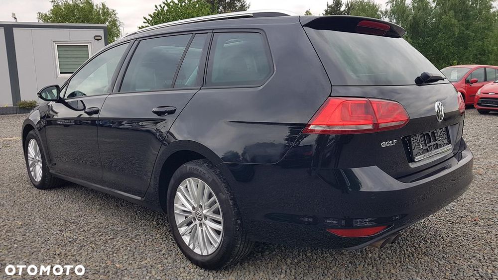 Volkswagen Golf 2.0 TDI BlueMotion Technology Lounge - 5