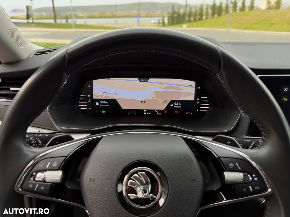 Skoda Octavia 2.0 TDI DSG Clever - 27