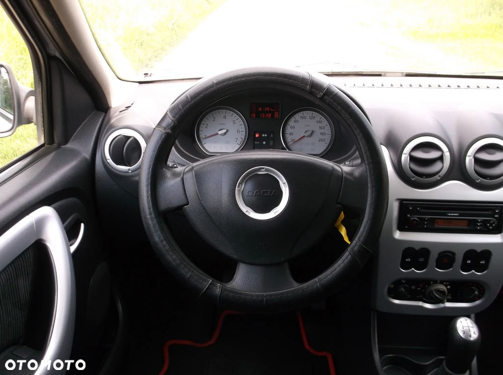 Dacia Logan MCV 1.6 Laureate - 14