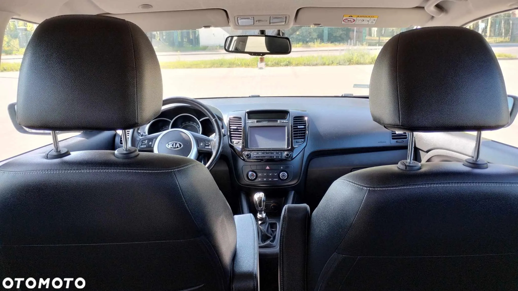Kia Venga - 7