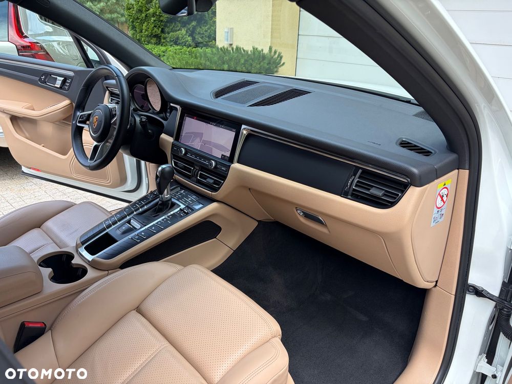 Porsche Macan - 22