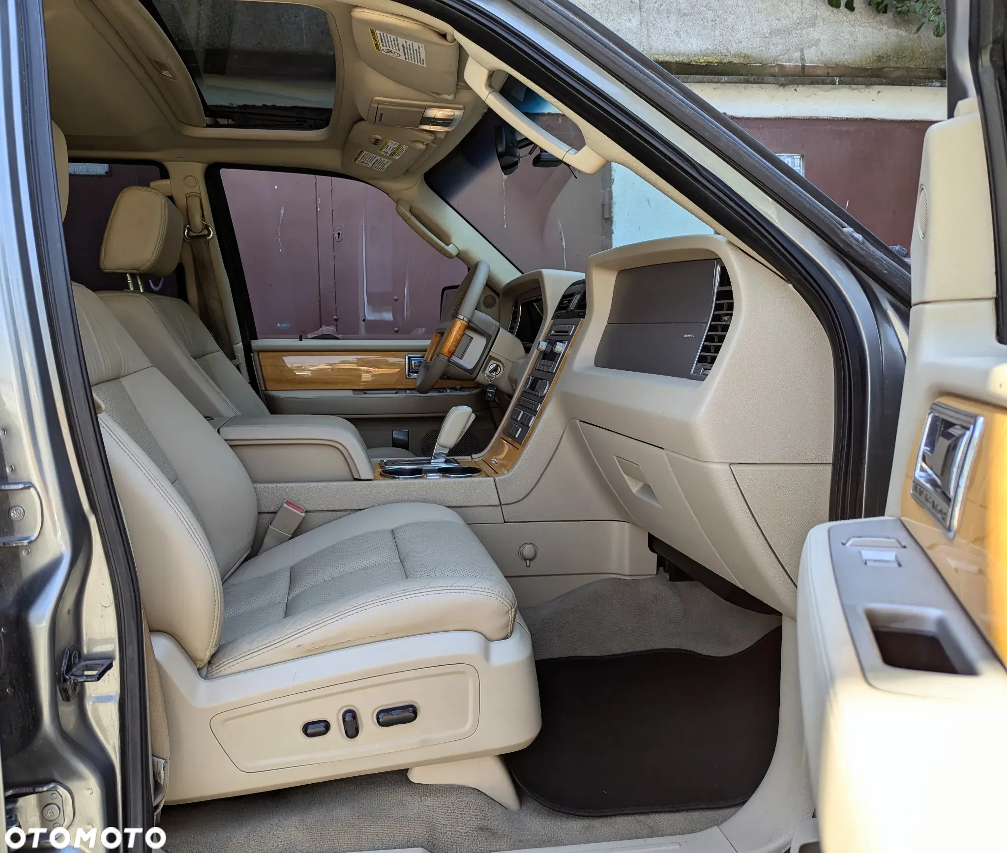 Lincoln Navigator 5.4 4x4 - 7