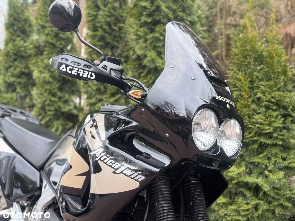 Honda XRV - 11
