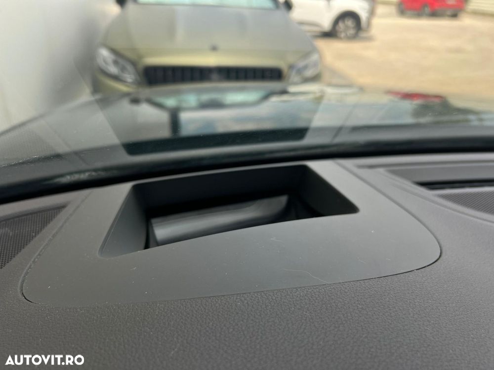 Audi A4 Allroad - 32