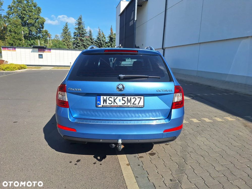 Skoda Octavia 2.0 TDI (Green tec) DSG Style - 10