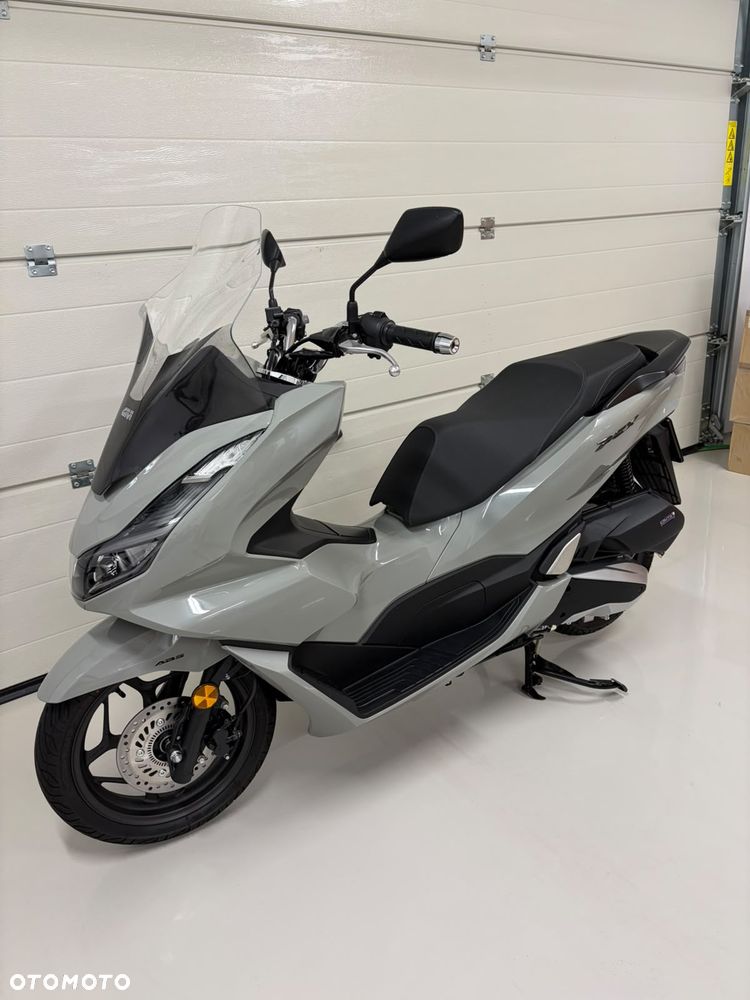 Honda PCX - 5