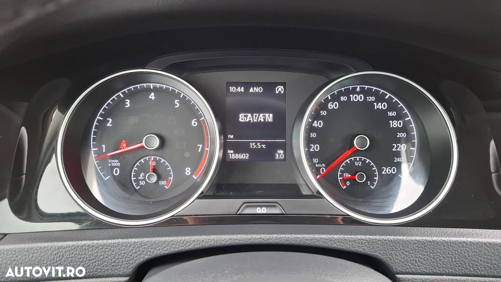 Volkswagen Golf 1.4 TSI (BlueMotion Technology) Comfortline - 28