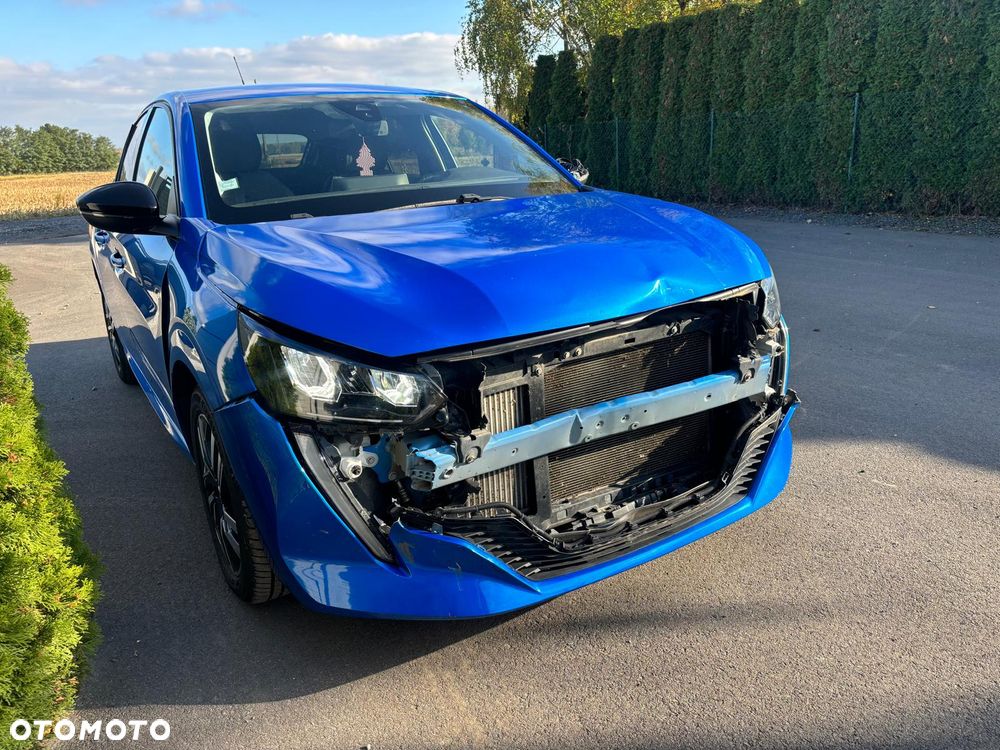 Peugeot 208 - 14